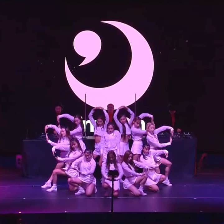 のインスタグラム：「I'moon初の生パフォーマンス👑🌙 I'moonオリジナル曲も是非ダウンロードしてね🙏🏻 私はLINEのミュージックにしてる🤤💕🎵 @imoon_usennext みんなと開幕まで更に頑張ります!🔥  #imoon #dleague #dリーグ #2021年開幕」