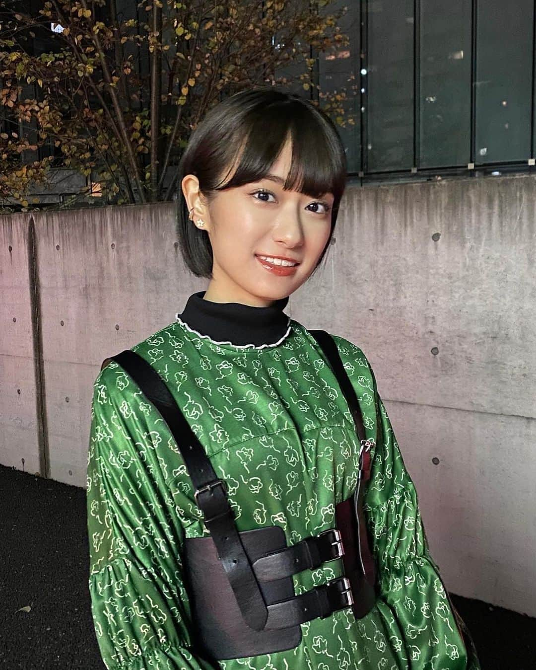 広瀬ちひろさんのインスタグラム写真 - (広瀬ちひろInstagram)「大好きなお友達がプレゼントしてくれたお花のピアス、速攻つけた🌼 人生最高にハッピー！ ちなみにイヤカフお気に入りで毎日付けてます！ そして今月もパチパチまつげは @y_chiyo_ さんにまつげパーマしてもらってます❤︎ いつもありがとうございます！」11月18日 20時04分 - chi_hirose