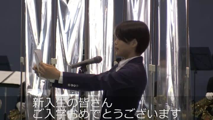 テレビ東京「柔道」のインスタグラム：「新型コロナウイルス感染症拡大により、 相次いでイベントが中止される中、 #日本体育大学 では、 「期待を胸に入学された新入生を歓迎したい」 という強い思いから、 今月15日に都内のキャンパスで 2020年度入学歓迎式が行われました🌸   歓迎の辞は日体大2年の #阿部詩 選手（2019世界柔道選手権 52kg級金メダル）が✨  パブロ・ピカソの言葉を引用し 「できると思えばできる。できないと思えばできない。 これは揺るぎない絶対的な法則である」と 新入生にエールを送りました🙌  @abe_uta  @judo_nomura_abe_official   #テレビ東京 #柔道 #judo #tokyo2020 #utaabe #tvtokyo #champion #pablopicasso #nssu  #12月13日 #東京五輪男子66キロ級代表内定決定戦 #丸山城志郎 vs #阿部一二三 ===========================   “Keep moving on” Judoka Uta Abe, giving a word of greeting to freshmen at a welcoming party in Nippon Sports Science University   With numerous events being cancelled one after another due to the wide spread of COVID-19, the Nippon Sports Science University held a welcoming party for the 2020 freshmen on the 15th of this month at its campus in Tokyo, wishing to “Welcome the new students who entered university with expectations”   Uta Abe (2019 World Judo Championship Women’s 52kg Gold Medalist) who is currently in her second year at Nippon Sport Science University, gave a word of greeting at this event.  She sent cheers to the freshmen by quoting Pablo Picasso’s words, saying, “He can who thinks he can, and he can’t who thinks he can’t. This is an inexorable, indisputable law.”」