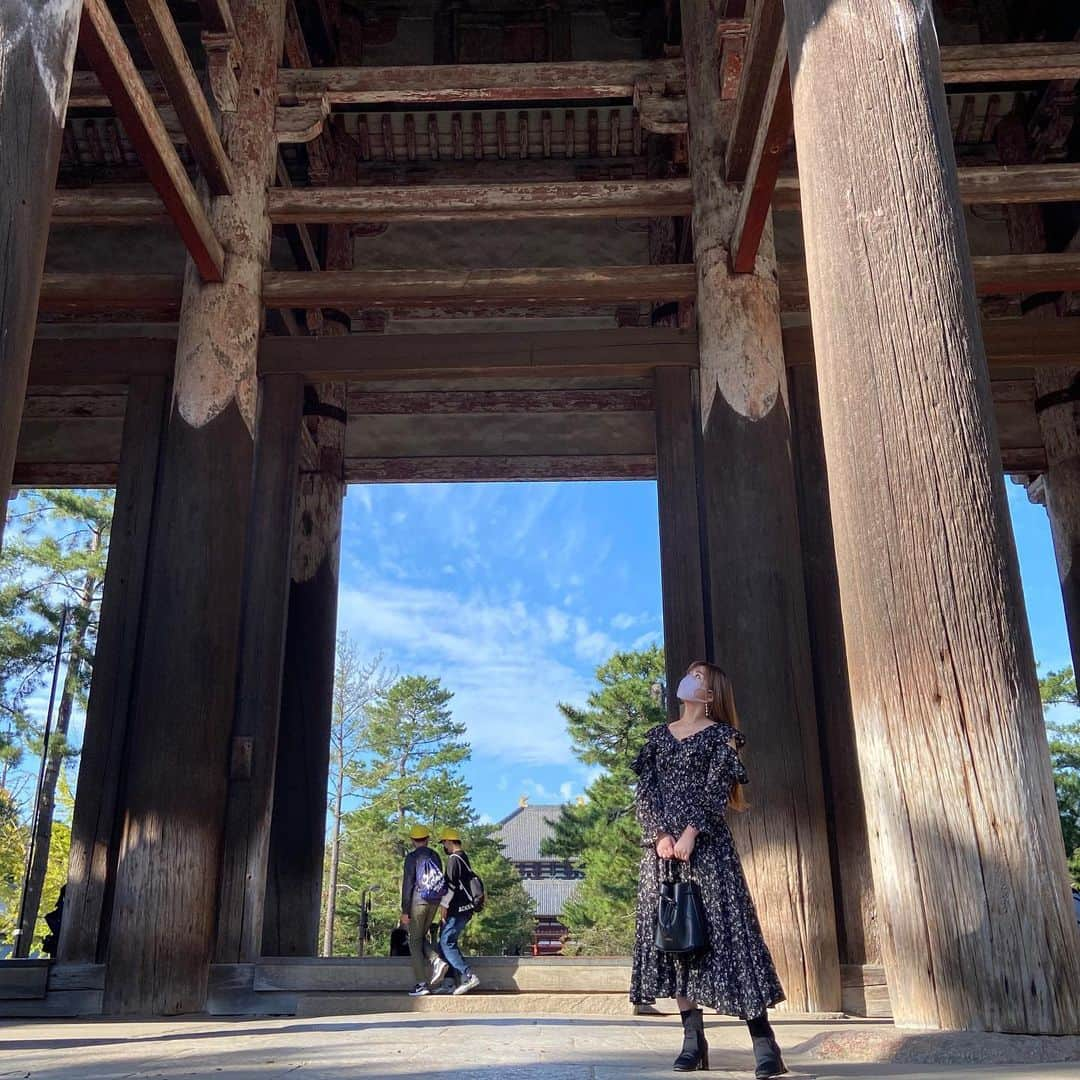 上野貴穂さんのインスタグラム写真 - (上野貴穂Instagram)「.﻿ 何度見てもかっこいい✨﻿ ﻿ #奈良 #東大寺 #南大門﻿」11月18日 20時19分 - kiho_ueno