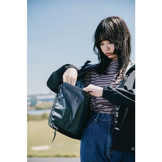 空美さんのインスタグラム写真 - (空美Instagram)「moz ウインドブレーカー BOOK WOMEN / MEN セブンイレブンにあるよ🐇🦍🐇🦍」11月18日 20時23分 - cumi_jungle