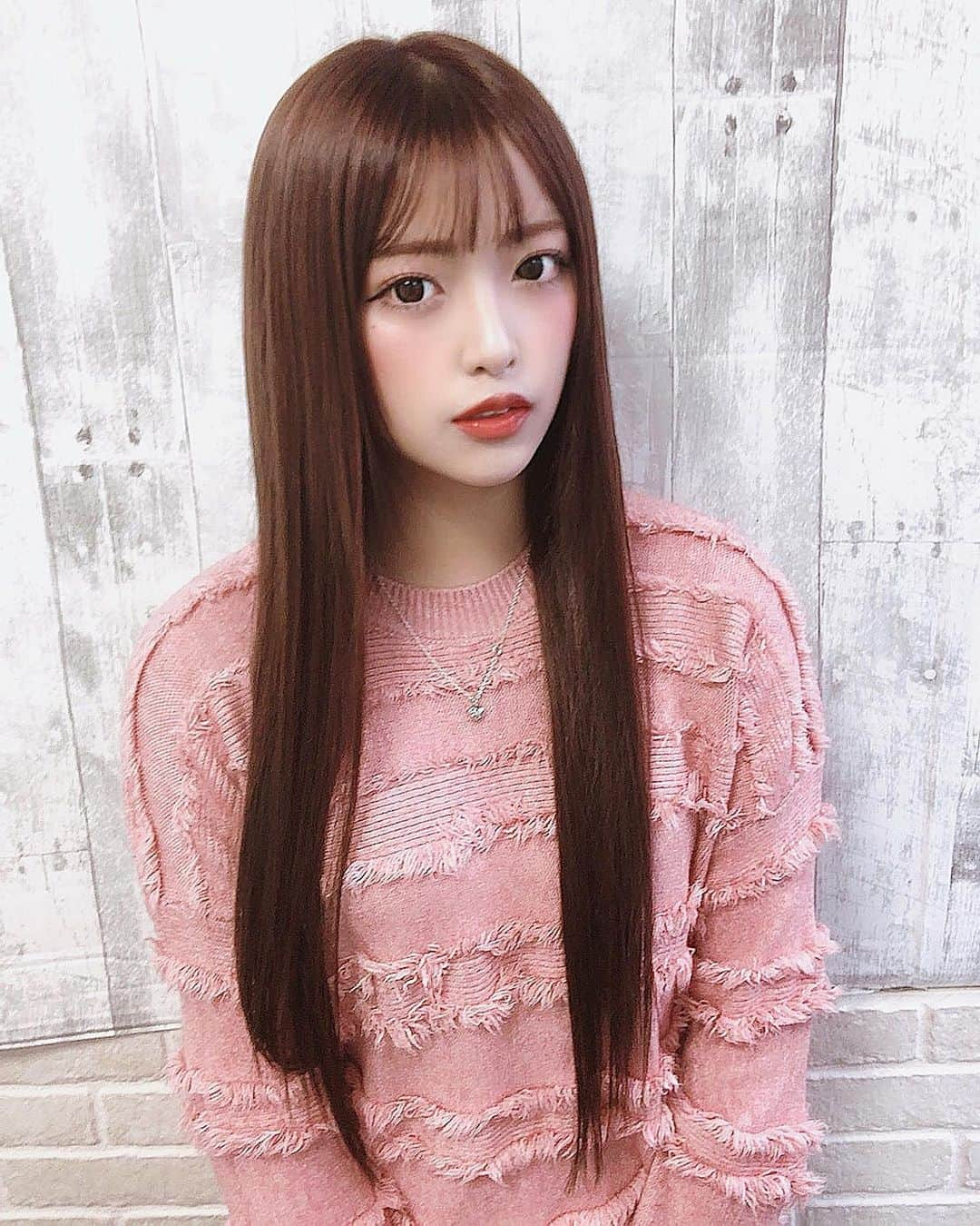 MaRuRi（まるりとりゅうが）さんのインスタグラム写真 - (MaRuRi（まるりとりゅうが）Instagram)「ロング復活🎀🤍 やっぱりロング落ち着く〜🤤 まさるさんいつもありがとうございます🙆‍♀️ 前髪自分で家で切ってしまったの後悔短すぎ😭 LIVEはロングで行きますよーん🤍 LIVEまでにちょっとでいいから伸びて〜😩 #チョコレートブラウニー」11月18日 20時41分 - maruridayo