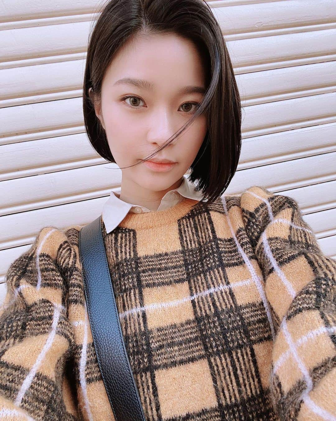 椿原愛さんのインスタグラム写真 - (椿原愛Instagram)「また髪を切りました。  #椿原愛#赞#얼스타그램#몸스타그램#섹시 #sexy#swag#photooftheday #photography#tbt#tagsforlikes#tflers#follow#l4l#like4like#cute#followme#instagood#japan#tokyo#bikini#asia#selfie#sneakers#selfietime#自拍#扎心了#富山#偶像#美腿」11月18日 20時53分 - ai.tsubakihara