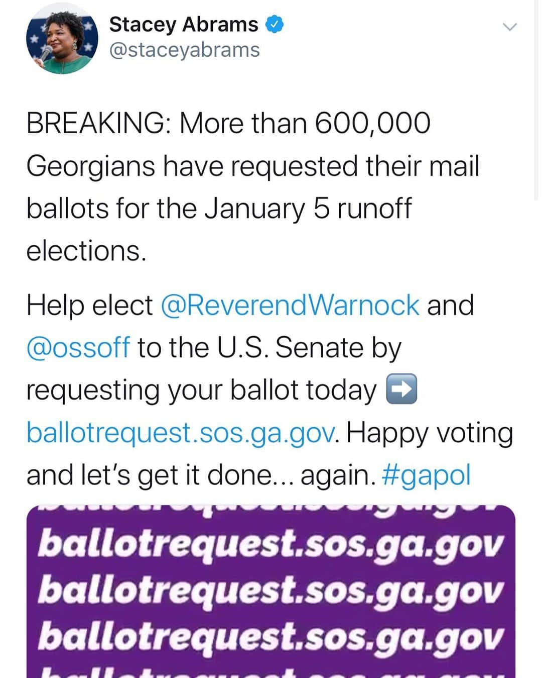 エイミー・シューマーさんのインスタグラム写真 - (エイミー・シューマーInstagram)「More than 600,000 Georgians have requested their mail ballots for the January 5th runoff elections! • Help elect @raphaelwarnock & @jonossoff to the US Senate by requesting your ballot today➡️ ballotrequest.sos.ga.gov  • If you don’t live in Georgia but want to help-you can donate to their campaigns • #AllEyesOnGeorgia @staceyabrams」11月19日 6時29分 - amyschumer