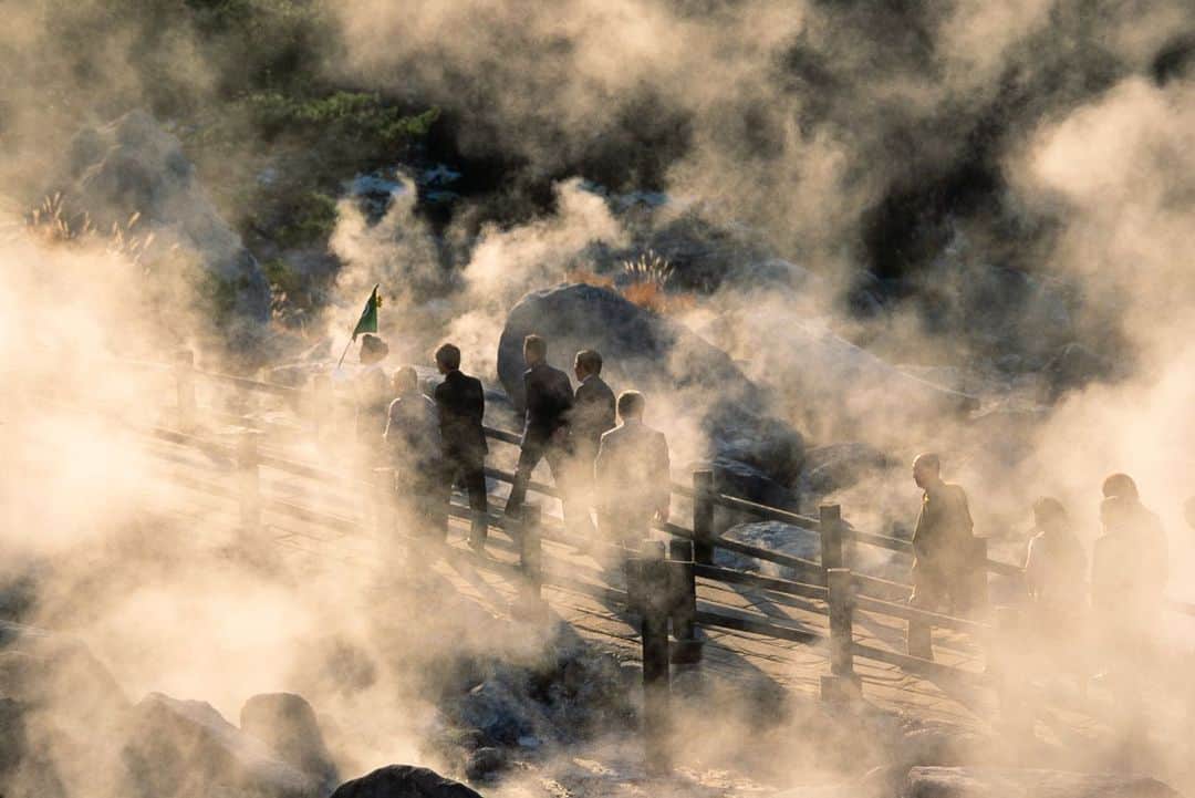 ナショナルジオグラフィックさんのインスタグラム写真 - (ナショナルジオグラフィックInstagram)「Photos by Michael Yamashita @yamashitaphoto / Lost in fog, Kyushu, Japan: a view from above the clouds in Aso-Kuju National Park. Centered around several active volcanos and hot springs, Aso is often called Earth's volcanic theater. #AsoKujuNationalpark #Kyushu #Japan」11月19日 6時34分 - natgeo