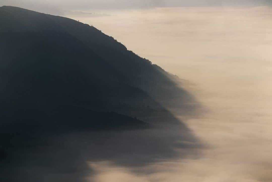 ナショナルジオグラフィックさんのインスタグラム写真 - (ナショナルジオグラフィックInstagram)「Photos by Michael Yamashita @yamashitaphoto / Lost in fog, Kyushu, Japan: a view from above the clouds in Aso-Kuju National Park. Centered around several active volcanos and hot springs, Aso is often called Earth's volcanic theater. #AsoKujuNationalpark #Kyushu #Japan」11月19日 6時34分 - natgeo