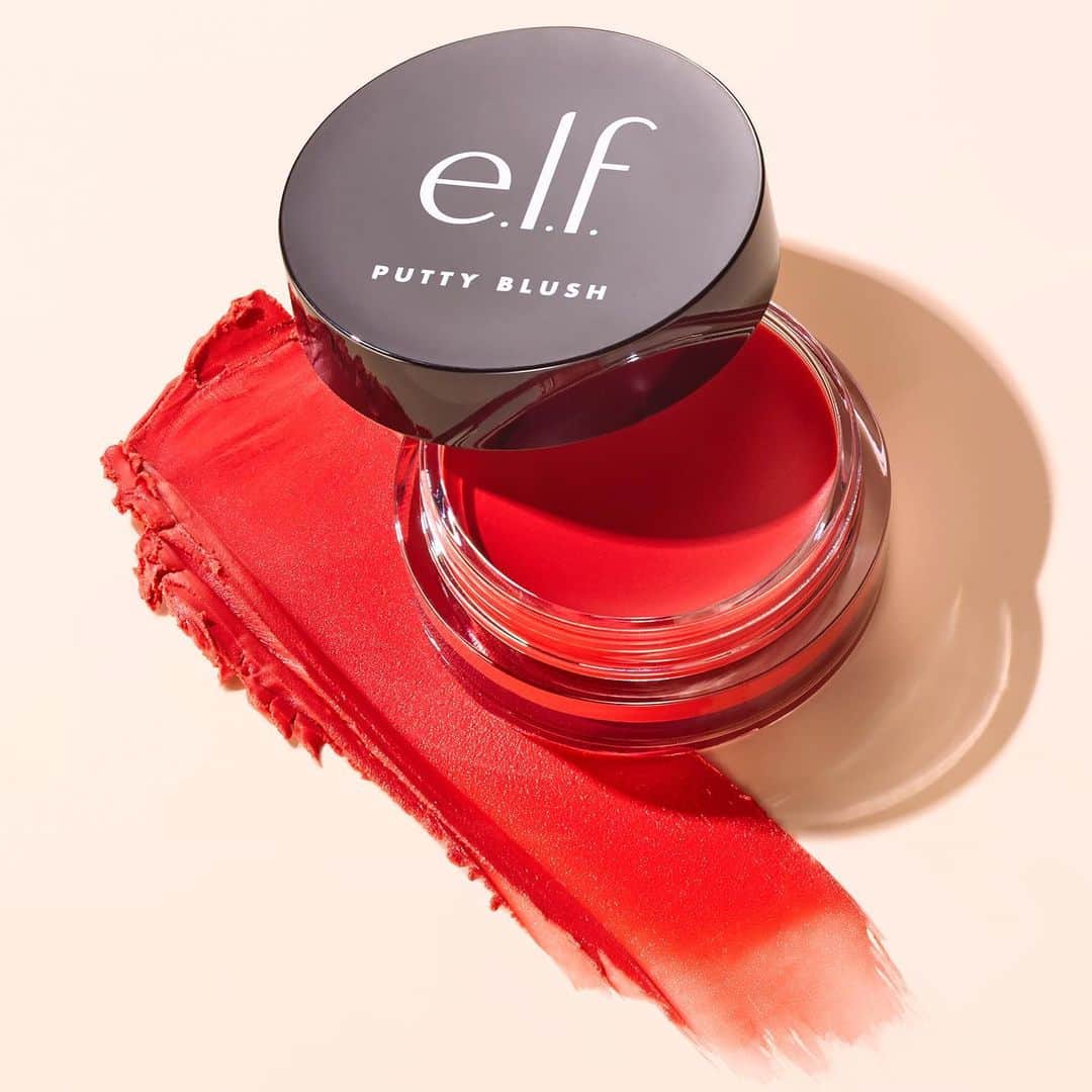 e.l.f.さんのインスタグラム写真 - (e.l.f.Instagram)「This blush will fool everyone into thinking you just got back from a tropical vacation 🏖️ Putty Blush in Fiji is a lightweight cream to powder blush with a semi-matte finish for natural, buildable color 🙌  Tap to shop for $6 💖 #eyeslipsface #elfingamazing #elfcosmetics #crueltyfree #vegan」11月19日 6時44分 - elfcosmetics