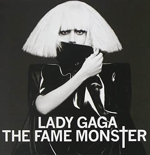 Vevoさんのインスタグラム写真 - (VevoInstagram)「Imagine this. It's Nov. 18th, 2009. @ladygaga just released 'The Fame Monster.' Life is good 😎 ⠀⠀⠀⠀⠀⠀⠀⠀⠀ ▶️[Link in bio] #LadyGaga #TheFameMonster」11月19日 7時00分 - vevo