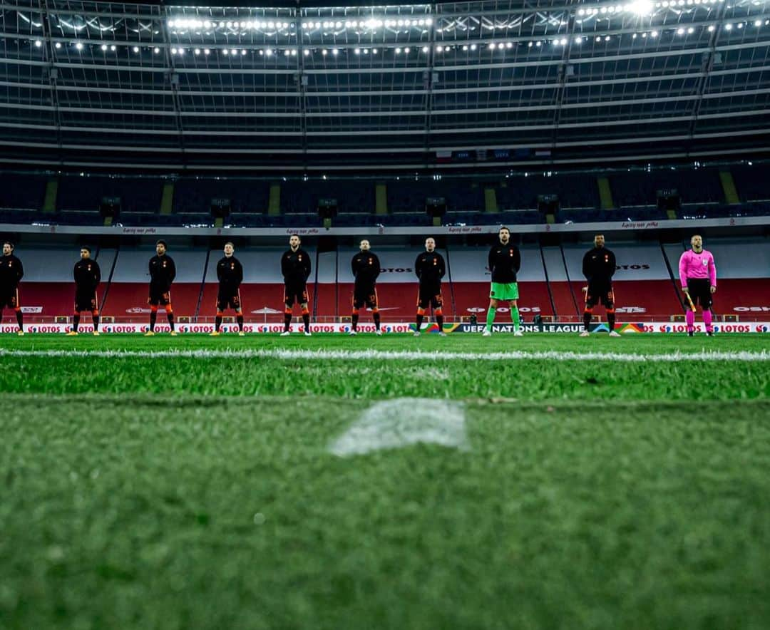 ティム・クルルさんのインスタグラム写真 - (ティム・クルルInstagram)「Proud to be part of this team. Another good win against Poland.. Shame it wasn’t enough to qualify for the finals but we can build on this.. #nationsleague 🇵🇱 🇳🇱」11月19日 7時36分 - timkrulofficial