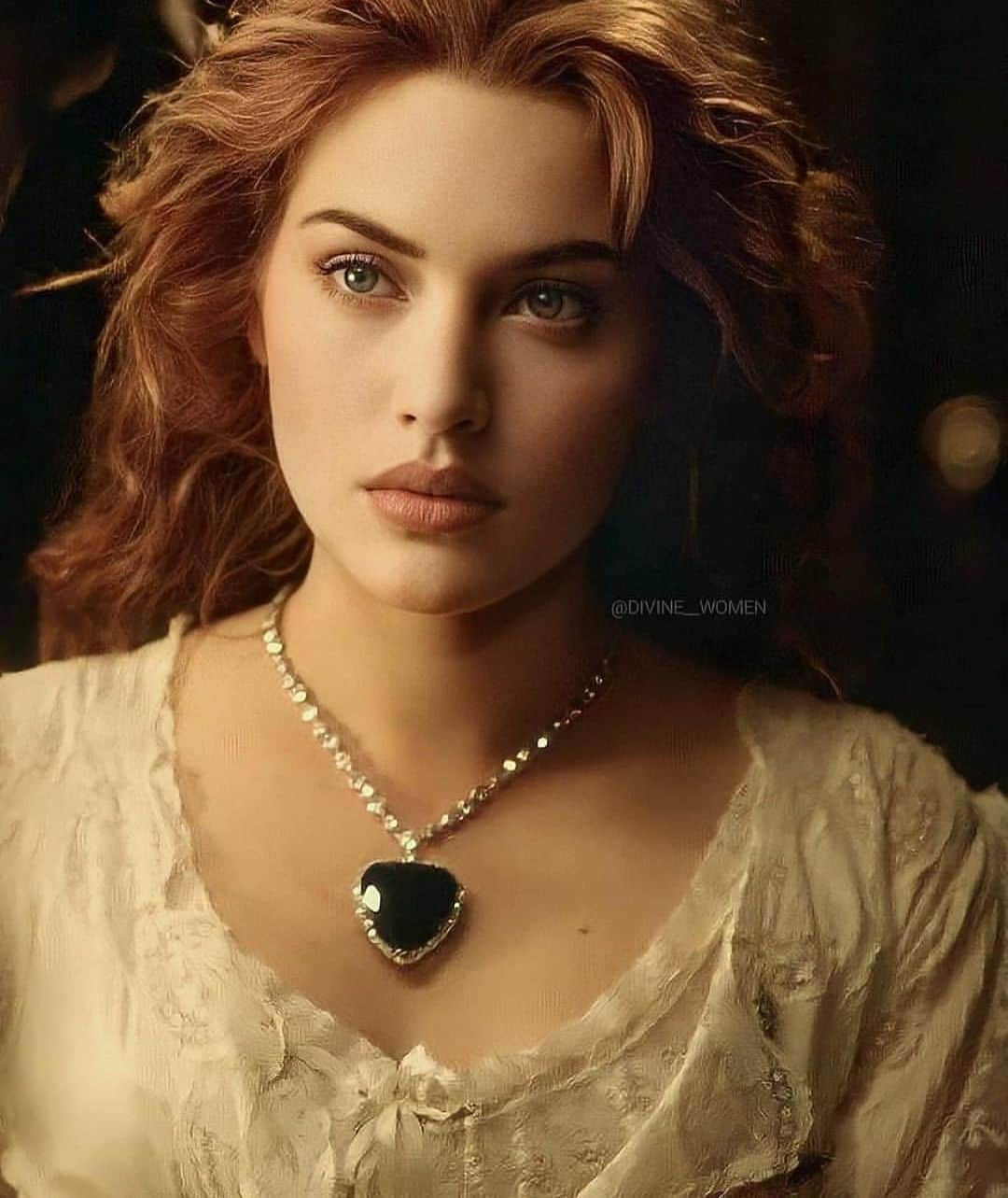 Outfits Selectionさんのインスタグラム写真 - (Outfits SelectionInstagram)「#katewinslet in #titanic ❤ . . . . #cute #love #bestoftheday #stylish #photooftheday #fashioninsta #perfection #balcony #fashionpost #amazing #beautiful #streetstyle #goals #babies #gorgeous #girl #dress #beach #inspiration #baby #fashionable #flowers #style #fashion #fashionblog #babe #vouge #DakotaJohnson .」11月18日 22時52分 - outfits.selection