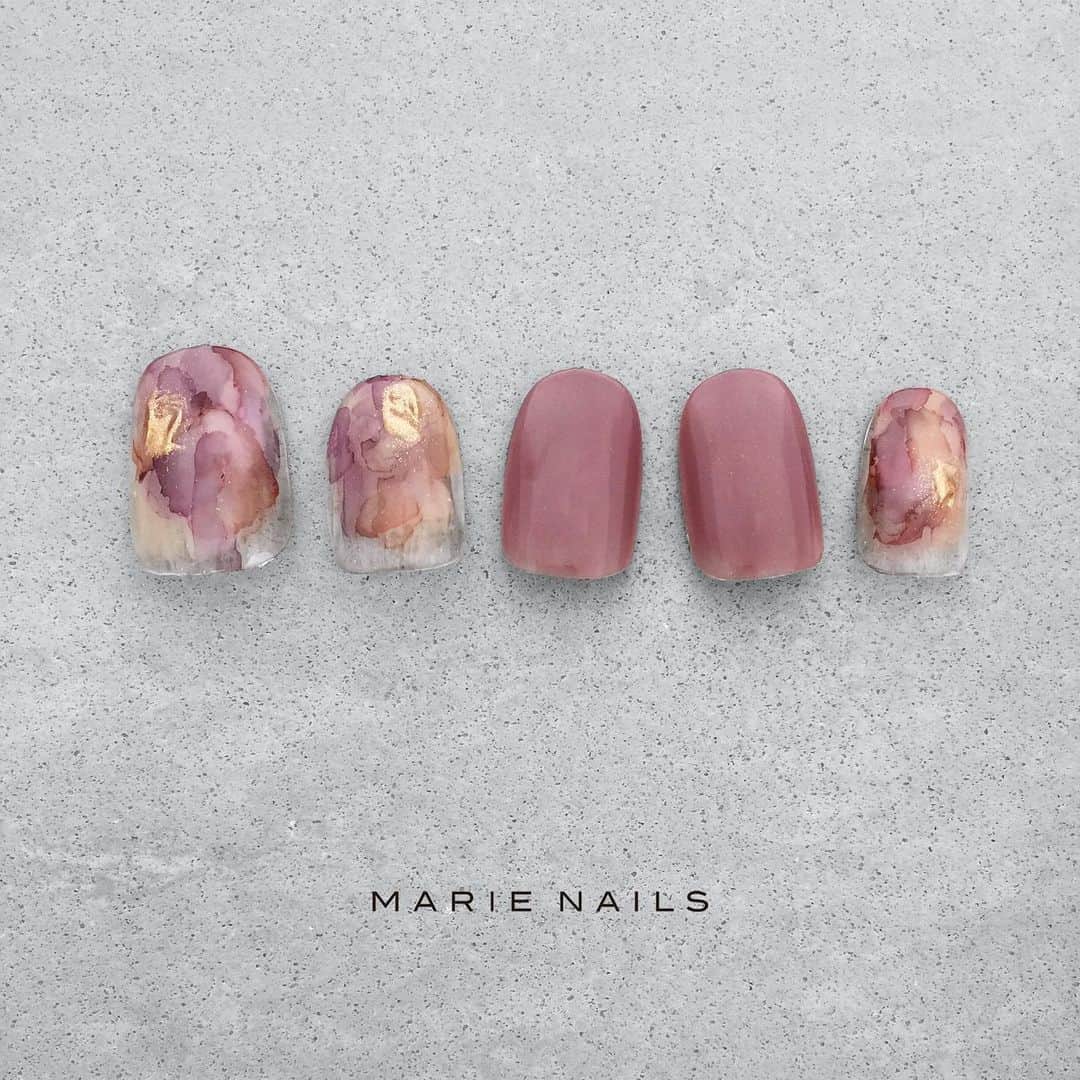 marienails_jpnのインスタグラム：「#nailartist #nailstagram #nailsofinstagram #nailswag #nailpro #nailist #marienails #nail #nails #naildesign #nailart #fashion #trend  #gelnails #instanails #fashionista #fashionlove #nailfie #マリーネイルズ #ネイルデザイン #ネイル #ジェルネイル #ファッション #ネイルサロン #ネイリスト #お洒落さんと繋がりたい #美甲 #ネイルアート #おしゃれ #コーデ」