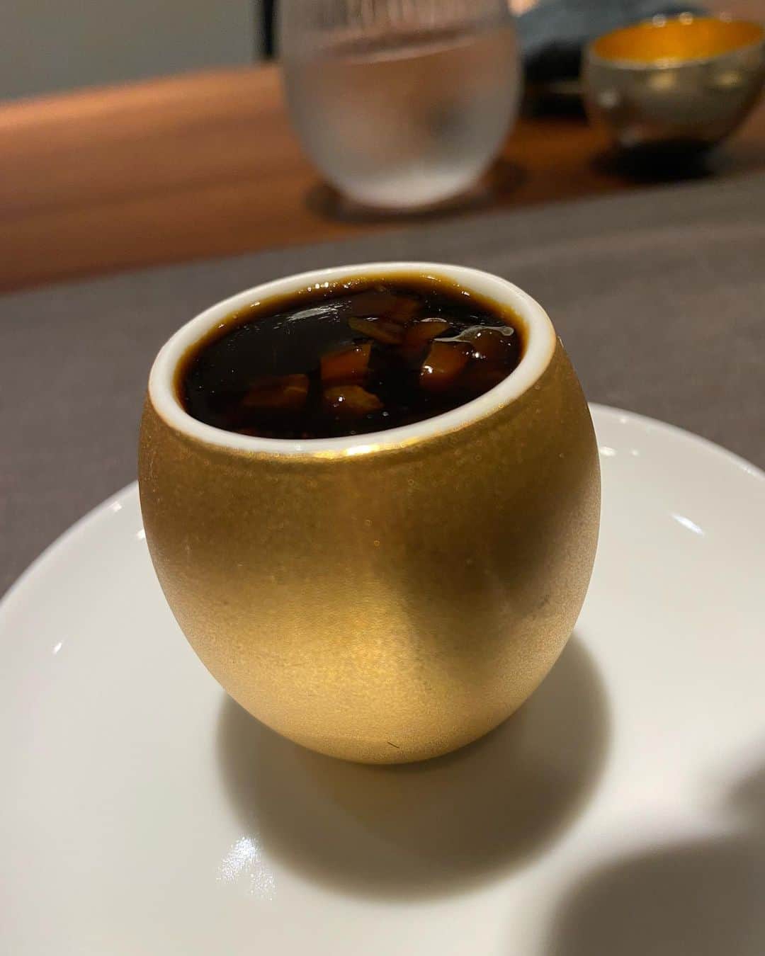 JUNKO（飯田順子）さんのインスタグラム写真 - (JUNKO（飯田順子）Instagram)「大好きなシノワさん💛✨ 全部載せきれなかった💁 鱶鰭の春巻きにキャビア、24ヶ月熟成したコンテチーズのコラボ春巻きが絶品すぎるのです💛 また次もとても楽しみです🌞 ・ ・ #予約困難#予約困難店#食べログ高評価 #食べログ4超え #食べログtop500 #シノワ」11月18日 23時45分 - jun__ko_