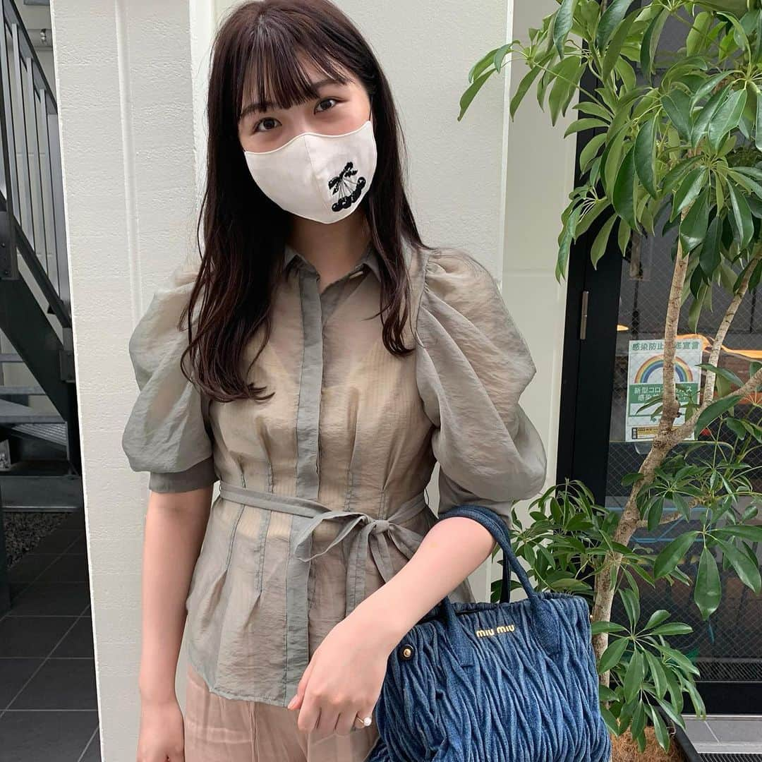 横島亜衿さんのインスタグラム写真 - (横島亜衿Instagram)「載せてなかった私服をぱぱっと！ 半袖も混ざってるし1枚目は私服では無く買った服です😆てへ」11月18日 23時47分 - _aeri_yokoshima