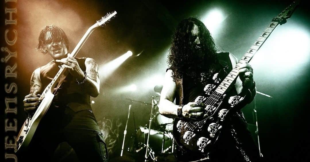 Queensrycheさんのインスタグラム写真 - (QueensrycheInstagram)「#waybackwednesday - Parker and Michael dueling it out in 2013 (photo credit Savoia Photography Live) #queensryche #memories #goodtimes #freinds #bros #parkerlundgren #michaelwilton #whip #guitarplayers #guitarists #duelingguitars」11月18日 23時54分 - queensrycheofficial