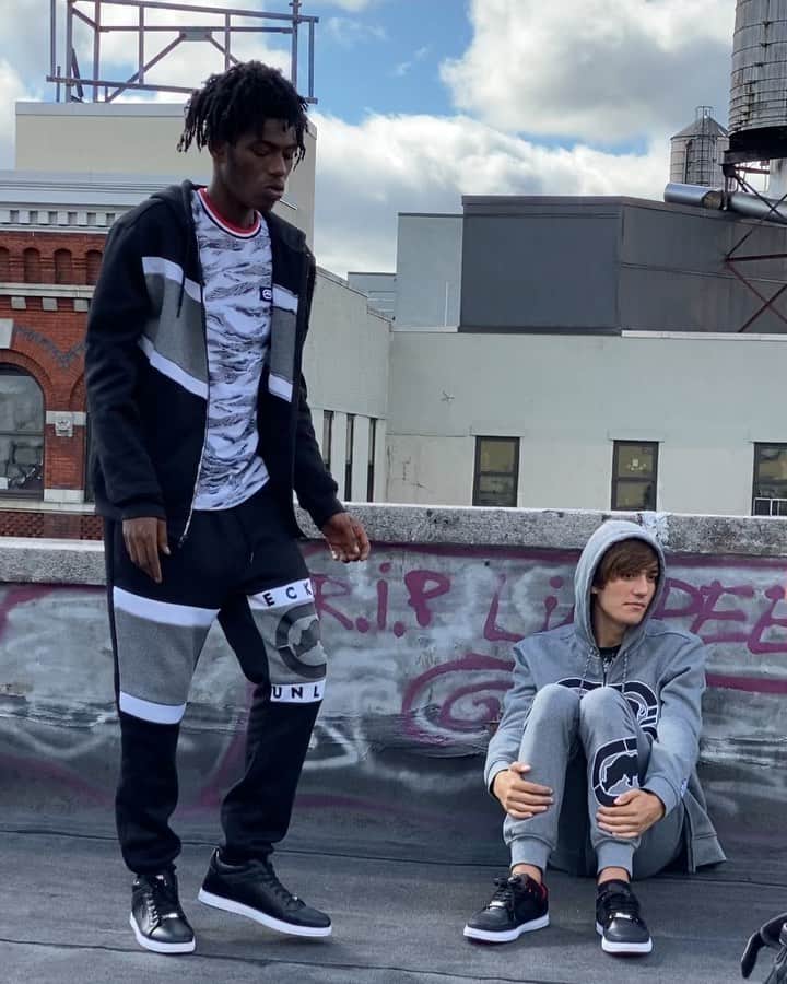のインスタグラム：「#BTS fun from our F/W 2020 photoshoot」