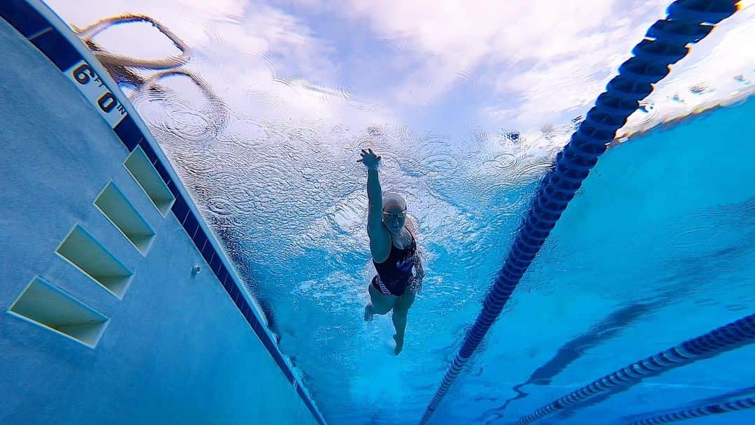 Julieのインスタグラム：「Turn can’ts into cans and dreams into plans . . . . #arenawaterinstinct #swimmer #summerjulep #swimming #swimlife #instaswimming #mastersswimming #instaswimmer #usaswimming #swimtraining #swimfast #swimpractice #myswimpro #swimsmarter #swimfit #itsaswimmerthing」