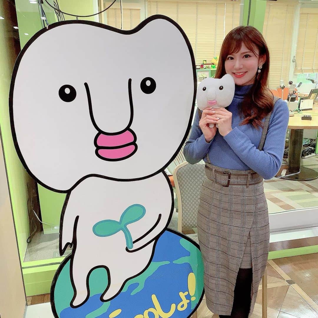 のインスタグラム：「11／20（金）12：30〜12：40頃﻿ ﻿ 地元愛媛のテレビ局、南海放送の﻿ ラジオ番組「Tips」にゲスト出演します‼️✨﻿ ﻿ プレゼンターの百合田さんは、﻿ 学生時代に大変お世話になった方です😊💕﻿ ﻿ ラジオ視聴アプリ「radiko」を使うと、全国どこからでもからでも聴く事ができます📻✨﻿  ぜひ聴いて下さい😘﻿ ﻿ rnb.co.jp/radio/tips/﻿ ﻿ #那津あやこ #南海放送 #愛媛 #松山 #ラジオ #radio #草津温泉アンバサダー #モデル #東京 #放送 #テレビ #tokyo #fm #racequeen #rq #model #shooting #narrow #cm #pr #japan #japanesegirl #matsuyama #ehime #レースクイーン #オーディション #アナウンサー #followｍe #ウィット」