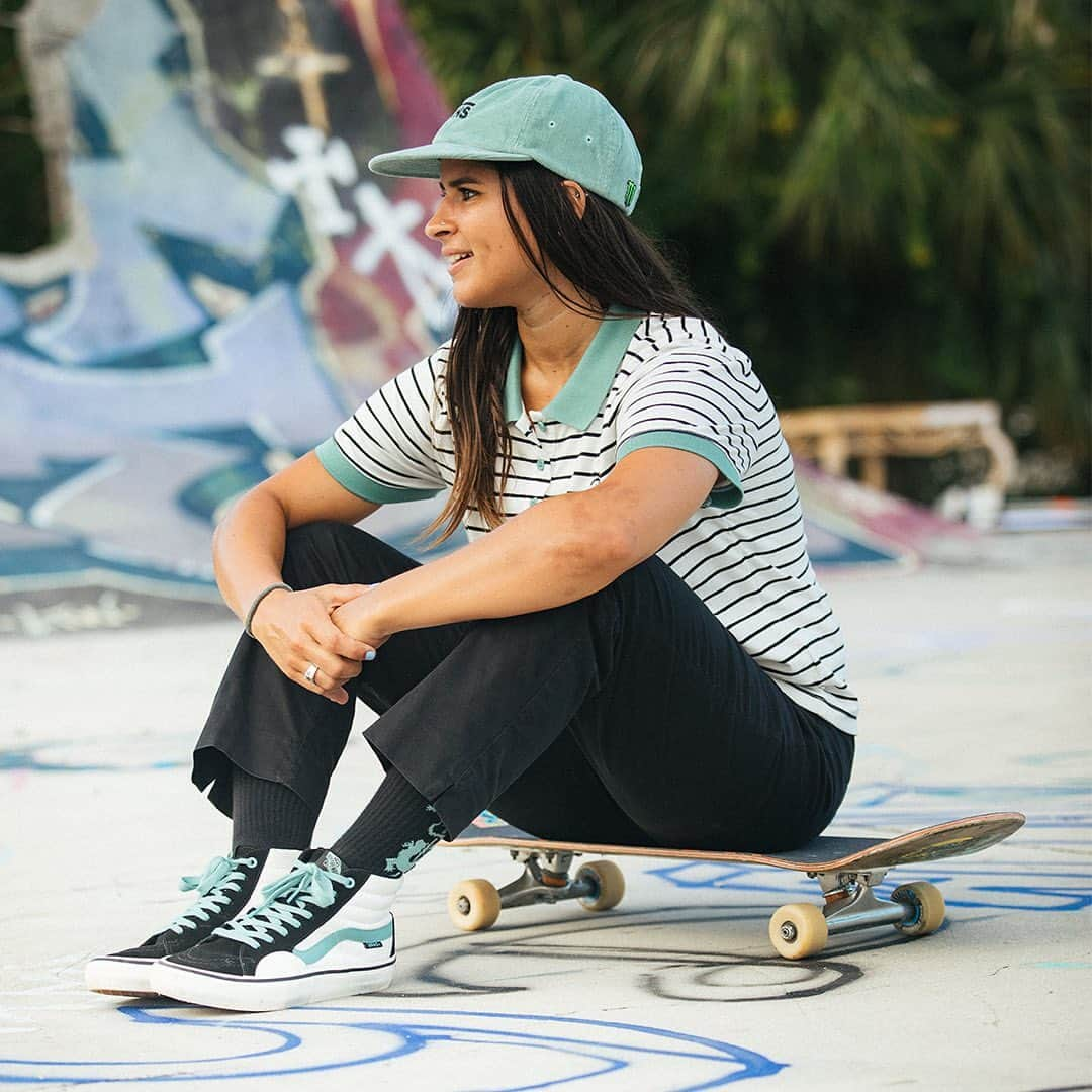 Vans Skateさんのインスタグラム写真 - (Vans SkateInstagram)「Feel the cool breeze from Florida in the @Fabiana_Delfino designed Sk8-Hi Pro and signature apparel collection now available at skate shops and vans.com/skate」11月19日 1時42分 - vansskate