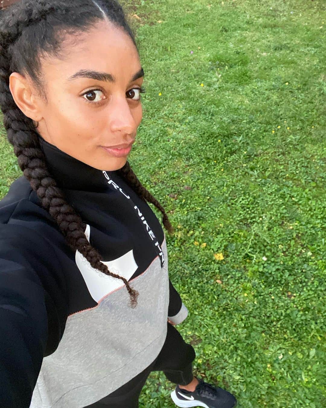 マリア・ベネディクタ・チグボルさんのインスタグラム写真 - (マリア・ベネディクタ・チグボルInstagram)「Le mie preferite per correre 🏃🏽‍♀️  #pegasus37 #nike #training」11月19日 1時48分 - benedictachigbolu