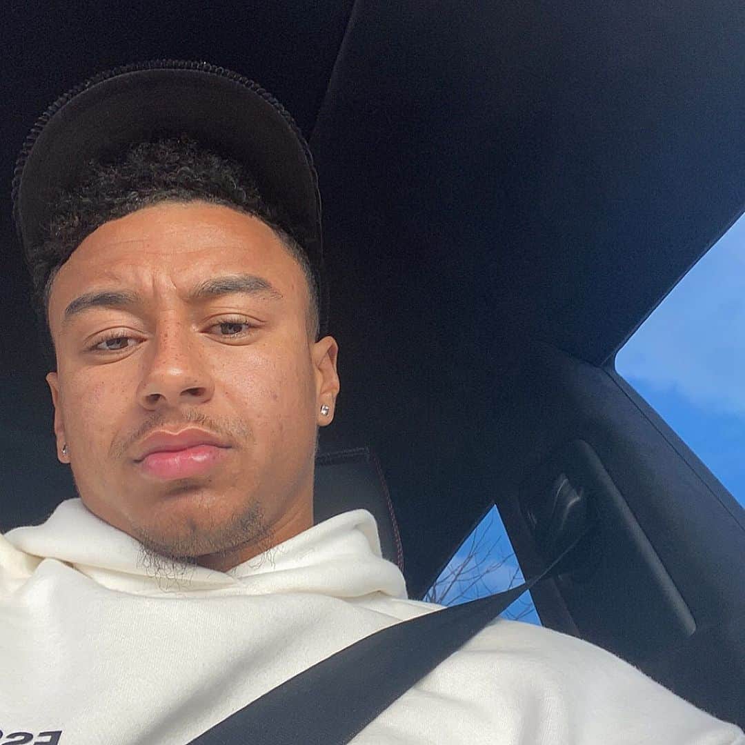 ジェシー・リンガードさんのインスタグラム写真 - (ジェシー・リンガードInstagram)「👽」11月19日 1時58分 - jesselingard