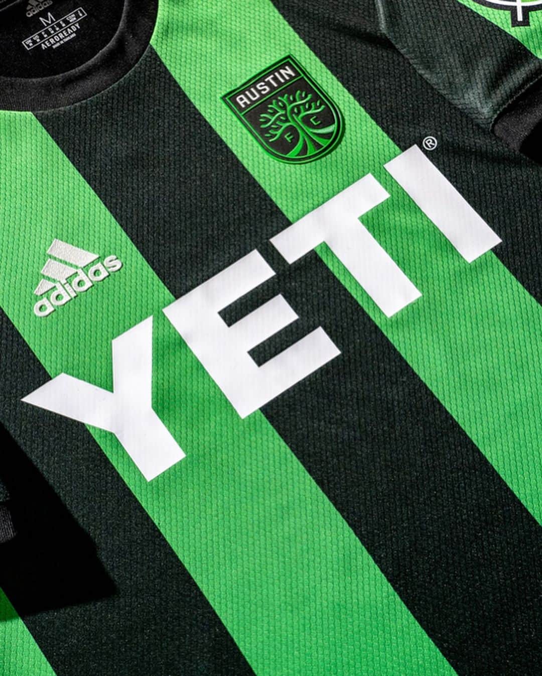 Major League Soccerさんのインスタグラム写真 - (Major League SoccerInstagram)「Roots in Texas. Threads for Austin. @austinfc’s inaugural jersey is here. 🌳🤠」11月19日 2時15分 - mls