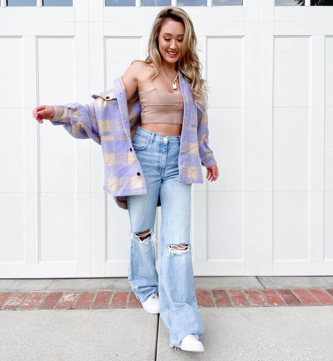 Lauren Riihimakiのインスタグラム：「IT’S SHACKET SEASON BABY」