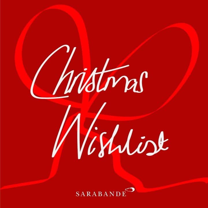 のインスタグラム：「Whilst many retailers remain closed, @sarabandefoundation has opted to bring their House of Bandits pop-up to the interweb for all your Christmas shopping needs. “I feel that this Christmas, if you are buying gifts, then they need to mean something,” explains Sarabande’s CEO, Trino Verkade. “The House of Bandits gives Sarabande artists control and presents the work they want to show. We have brilliant fashion, jewellery, art, ceramics, photography, masks, bags...everything you could wish for for a unique Christmas present, while also supporting the hottest talent. And we ship internationally!”  Swipe up in our stories to start your Christmas shopping 🎄  Artists featured @biancasaunders_ @castrosmith @craig__green @evie.oconnor @jomillerstudio @joshua.beaty @simichiamano @stephen.doherty」
