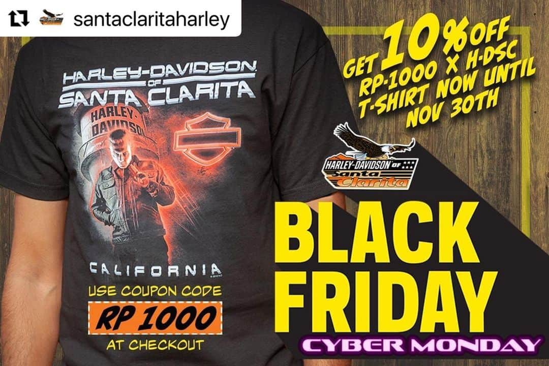 ロバート・パトリックさんのインスタグラム写真 - (ロバート・パトリックInstagram)「#Repost @santaclaritaharley with @make_repost ・・・ “Say, that’s a nice shirt...” Celebrating Black Friday/Cyber(dyne) Monday, @santaclaritaharley @harleydavidson & RP @ripfighter fans, get 10% off our HDSC/RP1000 Watertower shirt, Grab yours today! Use coupon code: RP1000 or click link in bio #gearup #letsride #robertpatrick #hdsc FREE SHIPPING IN USA ⚡️⚡️⚡️」11月19日 4時15分 - ripfighter