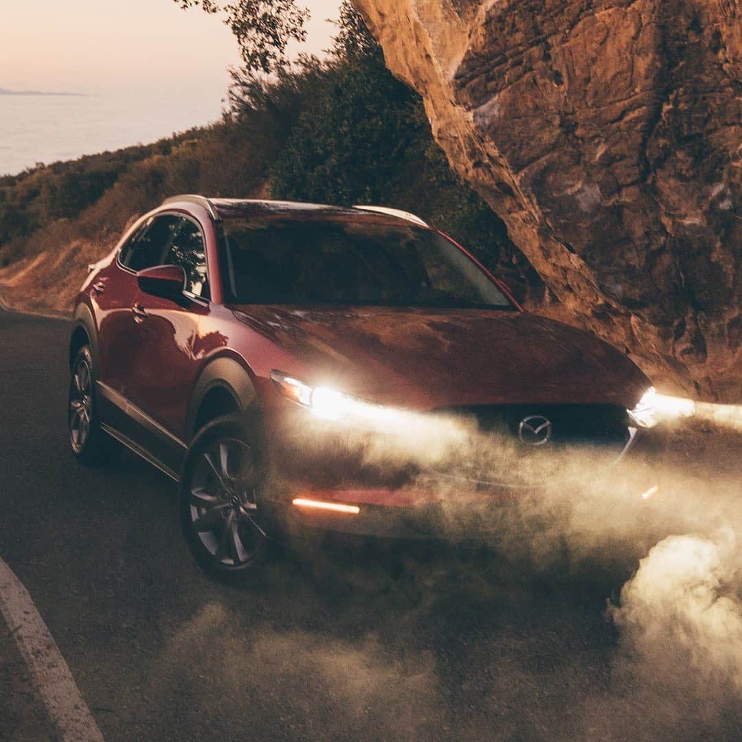 MAZDA Canadaのインスタグラム：「A new wallpaper to enjoy this #wallpaperwednesday」