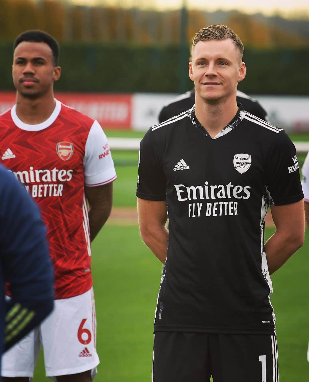 アーセナルFCさんのインスタグラム写真 - (アーセナルFCInstagram)「The squad 👊⁠⠀ ⁠⠀ #Arsenal #photocall #AFC #Gunners」11月19日 5時55分 - arsenal