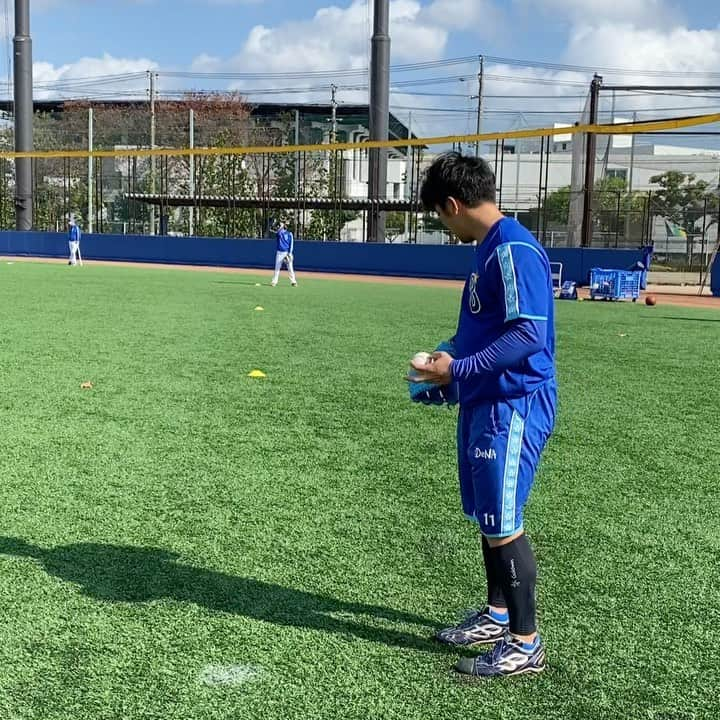 東克樹のインスタグラム：「ようやく100％の力で投げられるようになりました⚾️ ここからは徐々に変化球を混ぜて、12月の上旬にブルペンに入れるように進めていきます⚾️ いつも「応援しています」や「頑張って」という言葉が励みになっています⚾️ ありがとうございます😁 #トミージョン #トミージョン手術 #リハビリ #リハビリ記録 #経過報告 #ウィルソン #wilson #ビモロシューズ #goldwin #c3fit」