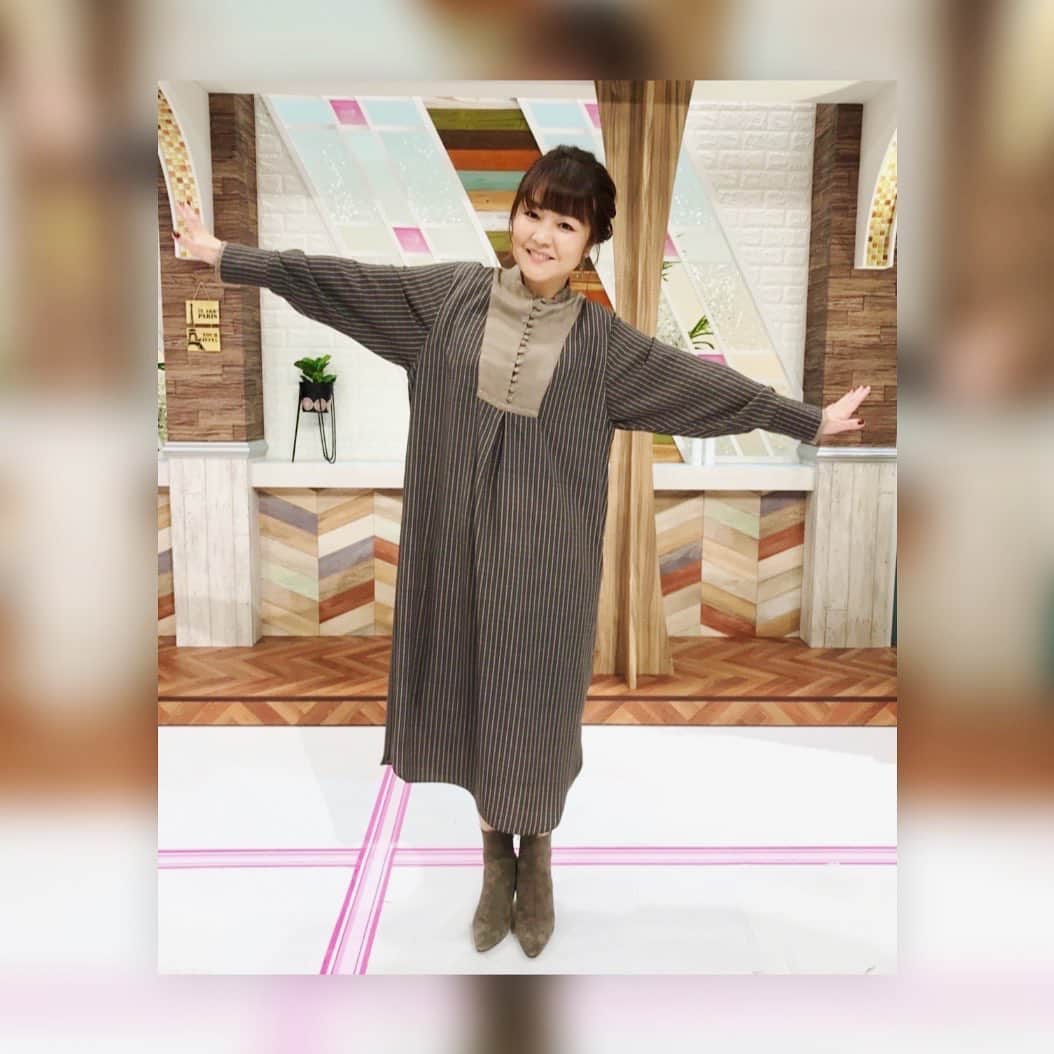 中澤裕子のインスタグラム：「衣装  昨日のお借りしたお洋服。 いつも 大人かわいいお洋服を 選んで頂けて うれしいです。  one-piece #本日の衣装協力 #LUCA  #イオンモール広島府中ソレイユ店   ありがとうございました  boots #私物 #pellico」