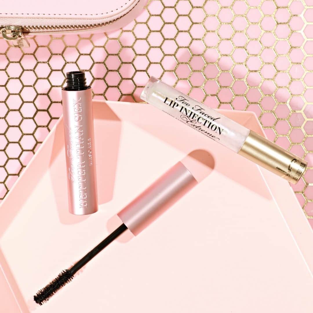 Too Facedのインスタグラム：「Can you say ICONIC duo? 🔥 Give your lashes and lips a boost with our Better Than Sex Mascara & Lip Injection Extreme. Shop via IG Checkout @Sephora. #toofaced」