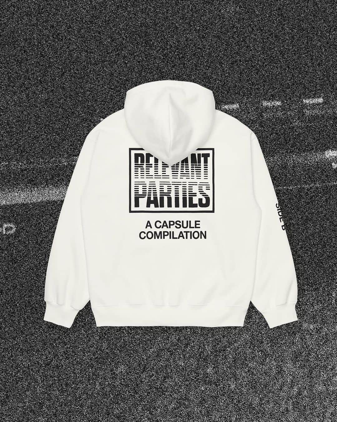 カーハートのインスタグラム：「RELEVANT PARTIES VOL.1 - A Capsule Compilation will be available at Carhartt WIP Stores, selected retailers & online at carhartt-wip.jp on Nov 21st.  Relevant Parties Vol.1 のコレクションは、11月21日(土)より全国のCarhartt WIP Store & Online Storeにて発売致します。またJazzy Sport、Jackpot、Journal Standard、Sneakersnstuffでも同時にリリースとなります。ご期待ください。  #CarharttWIP #carharttwipmusic #relevantparties」
