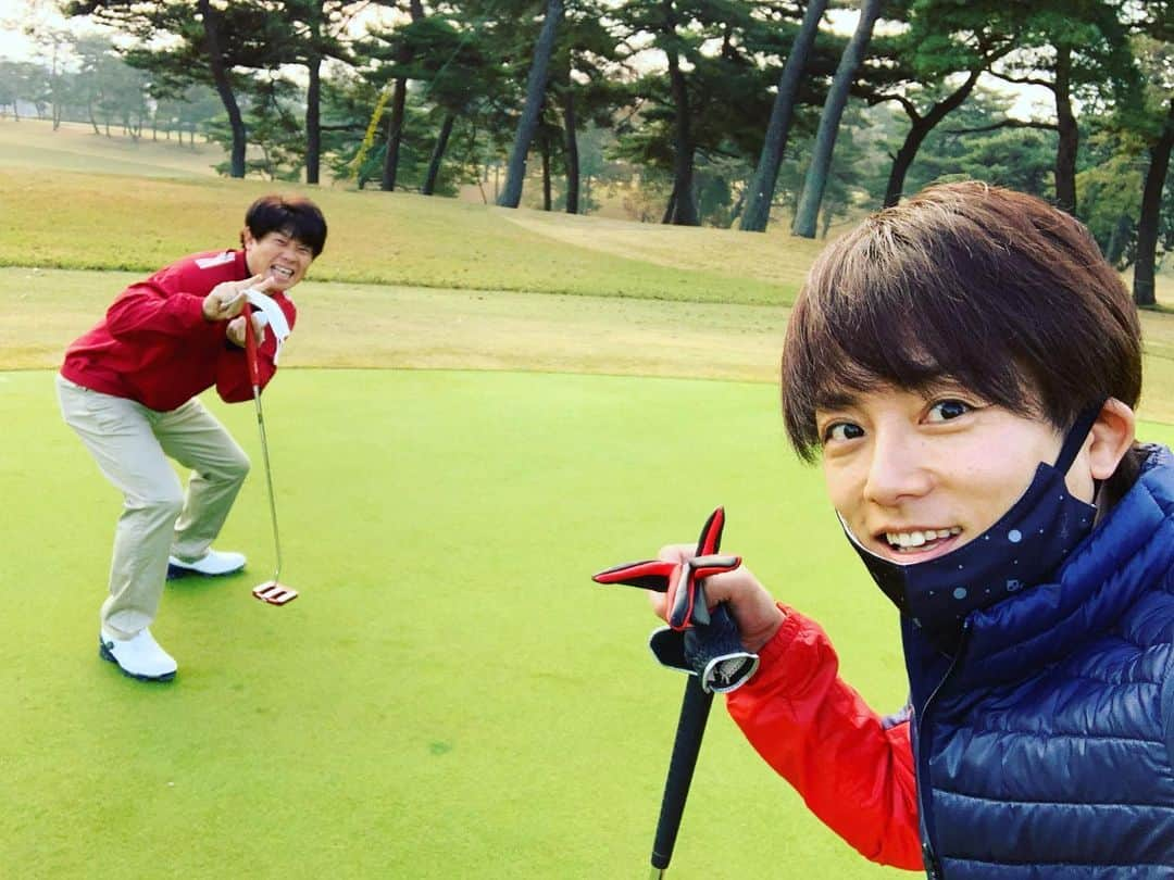 杉浦太陽さんのインスタグラム写真 - (杉浦太陽Instagram)「レッド吉田さんと早朝ゴルフ⛳️  ドキドキや…  @sugiurataiyou_official  #虎ノ門カップ #レッド吉田　さん #ゴルフ #着いていくのがやっとw #いい経験です」11月19日 11時02分 - sugiurataiyou_official