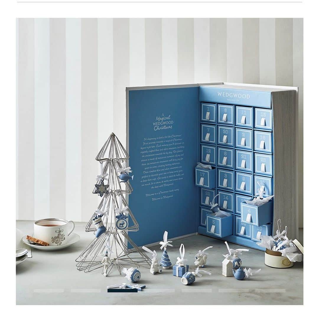 英玲奈のインスタグラム：「いつか欲しいなぁと思っている、 @wedgwood  のアドベントカレンダー。 小さなオーナメントが入ってるの。 このオーナメントに合うツリーを探してみようかなぁ。」