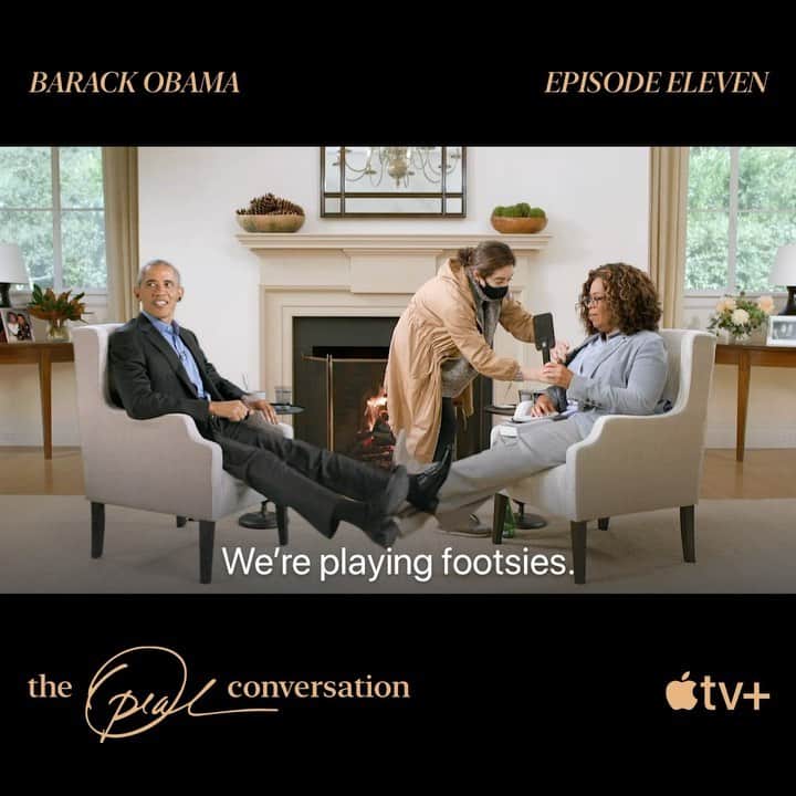オプラ・ウィンフリーのインスタグラム：「Did y’all know that former President @barackobama and I weren’t even in the same room for this interview? He was in D.C. and I was in California. But thanks to the power of technology (and @drewbarrymore), now I may never leave my house 😂  Tap the link in my bio to watch @theoprahconversation for free on @appletv+. #TheOprahConversation」