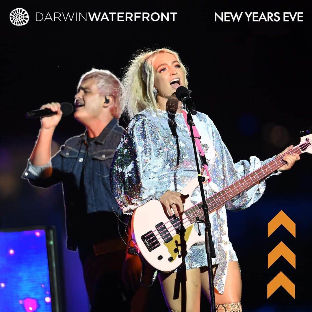 シェパードのインスタグラム：「If anyone wants to farewell 2020 in style, we'll be co-headlining with the phenomenal @tonesandi on the @darwin.waterfront in Darwin, rocking in the New Year. Special thanks to the Nothern Territory Government and Hot 100 FM for presenting what's sure to be a spectacular night. So excited to be doing live gigs again! More info at www.waterfront.nt.gov.au.   Photo Credit: @afl 2020 Grand Final」