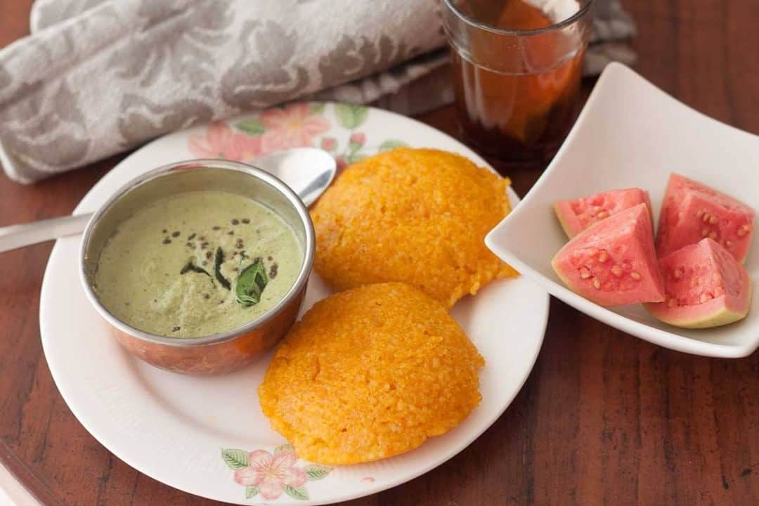 Archana's Kitchenさんのインスタグラム写真 - (Archana's KitchenInstagram)「Here is a wholesome meal with a twist to the normal South Indian Breakfast by making Idli out of pumpkin and pairing it up with the spicy coconut chutney. Try this recipe and tell us how you enjoyed :) Get the recipe from the smart.bio link in my profile @archanaskitchen . . . . . #recipes #easyrecipes #breakfast #Indianbreakfast #archanaskitchen #healthylifestyle #eating #highprotein #breakfastclub #cheesetoast #cheesechilli #Cheesechillitoast #homemadefood #eatfit #cooking #food #healthyrecipes #foodphotography #recipeoftheday #comfortfood #deliciousfood #delicious #instayum #food」11月19日 11時29分 - archanaskitchen