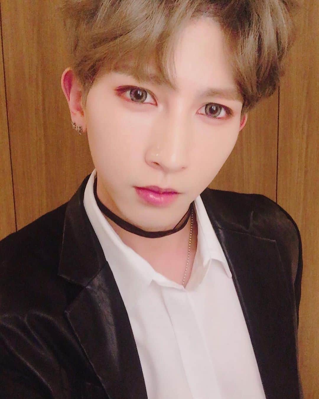 キソプさんのインスタグラム写真 - (キソプInstagram)「3년전 오늘!!!!!🤩 진한 메이크업이 그립구만🧐 #2017년11월19일 #KISEOP」11月19日 12時03分 - ki_seop91