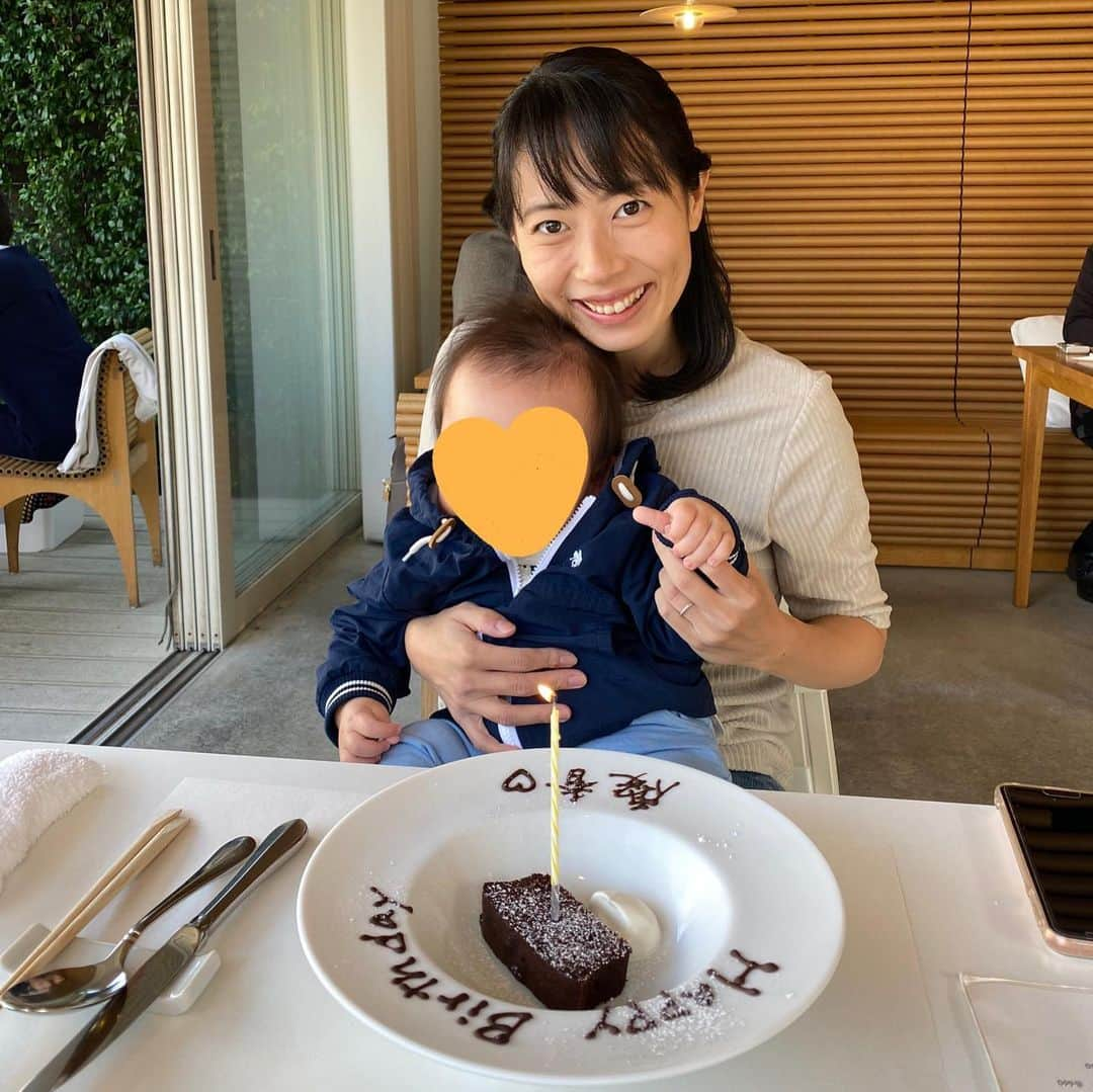 徳重杏奈さんのインスタグラム写真 - (徳重杏奈Instagram)「👭﻿ 親友・優香のお誕生日祝い🌟﻿ ﻿ 今年もお祝いさせてくれてありがとう！﻿ ﻿ ほぼ外のような開けたお店で﻿ 我ながらいい場所を選んだなと思います。﻿ ﻿ 誰と会える喜びを噛み締めました😌﻿ ﻿ ﻿ また感染者が増えてきましたね。﻿ ﻿ 当たり前の対策を確実に。﻿ ﻿ ﻿ ﻿ #石井優香 ちゃん ﻿ #店内は再生紙でできた筒 #坂茂 さん #vinsante #名古屋 #アナウンサー #徳重杏奈﻿」11月19日 13時02分 - anna.tokushige