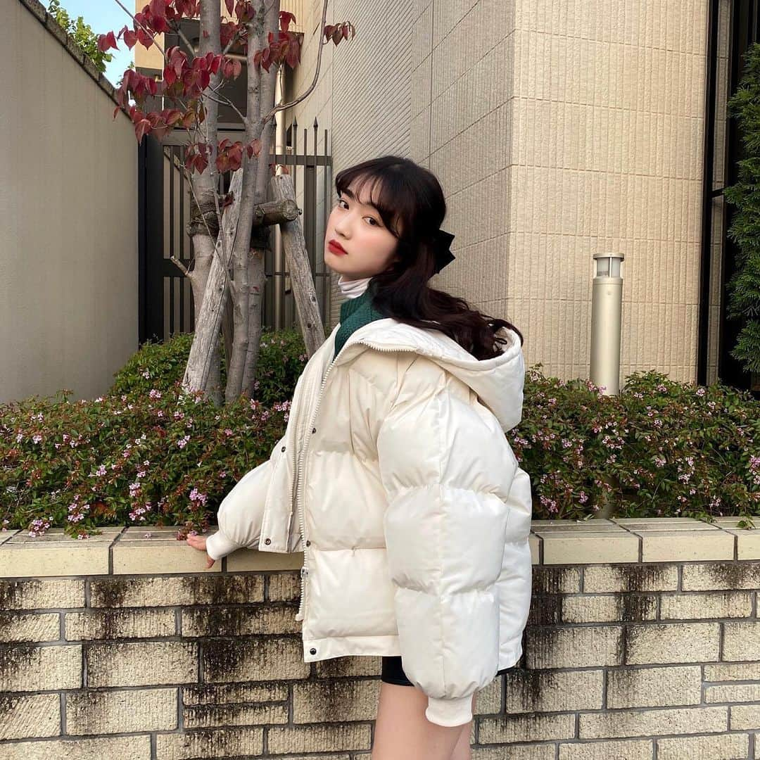 河﨑莉奈さんのインスタグラム写真 - (河﨑莉奈Instagram)「날씨 조아🤍  outer♡ @cerca_official knit♡@17kg_official」11月19日 15時22分 - rinya5588