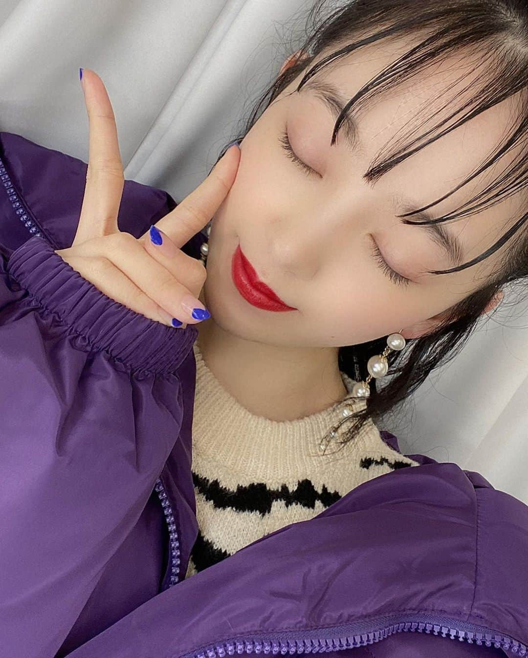 堀未央奈さんのインスタグラム写真 - (堀未央奈Instagram)「🔮  強め女子な冬💟☪️ ダウンもあったかいのに 軽くてお気に入り！  #GRL #乃木坂46 #堀未央奈」11月19日 15時36分 - horimiona_official