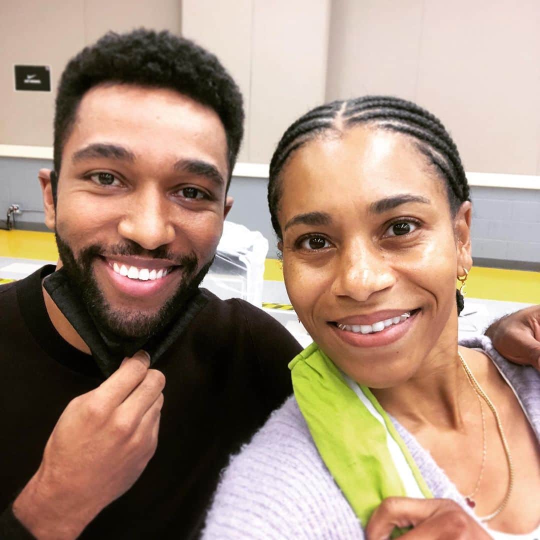 Kelly McCrearyのインスタグラム：「Happy Grey’s Day! ❤️, Magston...Or Winnie? Magwin? What are we going with, folks?」