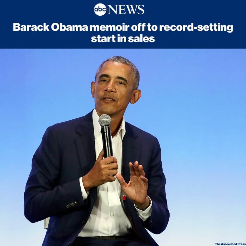 ABC Newsさんのインスタグラム写真 - (ABC NewsInstagram)「Former President Barack Obama's “A Promised Land” sold nearly 890,000 copies in the U.S. and Canada in its first 24 hours, putting it on track to be the best selling presidential memoir in modern history. MORE AT LINK IN BIO」11月20日 1時40分 - abcnews