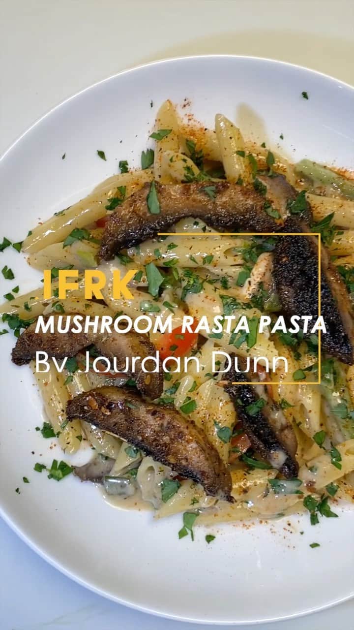 ジョーダン・ダンのインスタグラム：「For mi Plant base people dem! This is for yuh! Mushroom Rasta Pasta 💚💛❤️ ENJOY 😊」