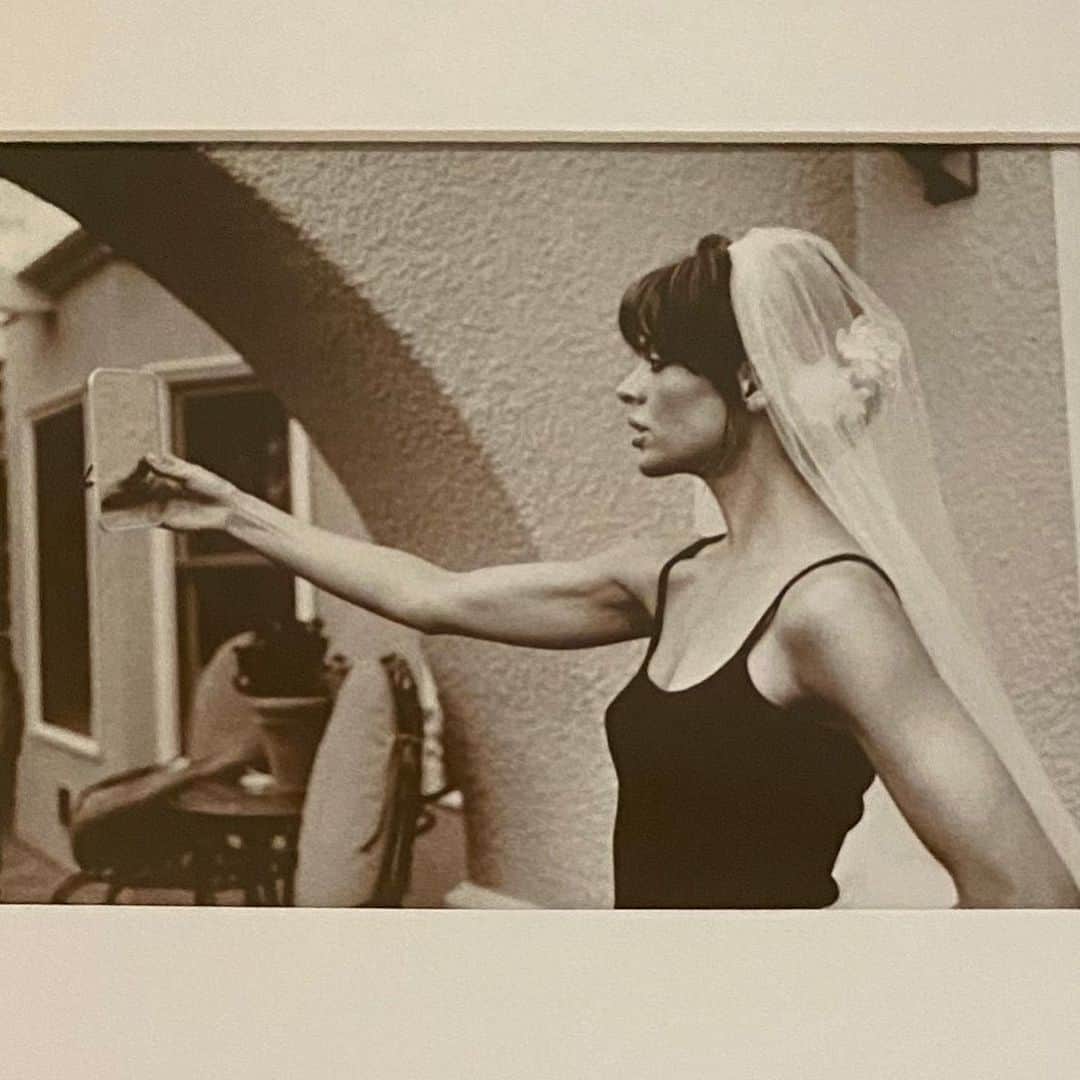 リサ・リナさんのインスタグラム写真 - (リサ・リナInstagram)「#tbt Wedding Day 1997 ✨Beverly Hills Hotel. Before selfies. 😉」11月20日 1時55分 - lisarinna