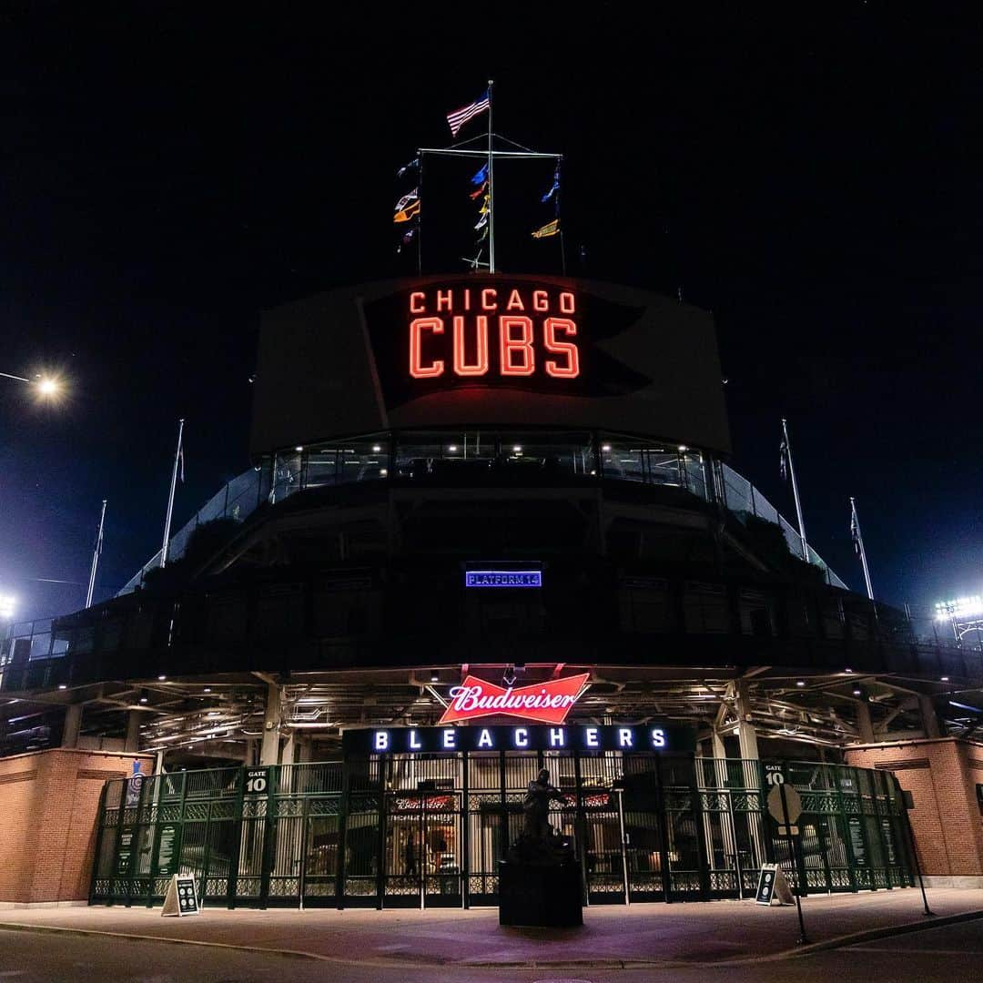 シカゴ・カブスさんのインスタグラム写真 - (シカゴ・カブスInstagram)「Wrigley Field has been designated as a National Historic Landmark by @usinterior, affirming its significance to the city of Chicago, professional sports and American history and culture. A Hall of Fame recognition that will preserve the Friendly Confines for generations of fans to come.」11月20日 2時15分 - cubs