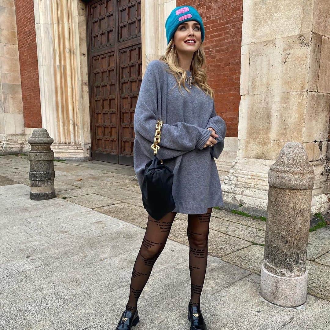 CALZEDONIAさんのインスタグラム写真 - (CALZEDONIAInstagram)「Warm sweater and fashion Tights ... the perfect combo! ✨ [MODC1676, Italian loyalty subscribers: don’t miss the chance to win a digital experience with @chiaraferragni ! Discover more on our website! ] #chiaraWearsCalzedonia #calzedonia」11月20日 2時17分 - calzedonia