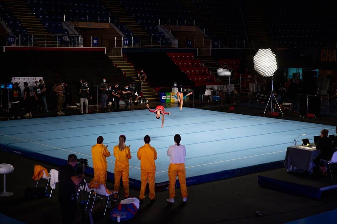 ロビン・シュルツのインスタグラム：「Little glimpse behind the scenes 🎥⁠ Stay tuned, there's more to come!⁠ #AllWeGot」